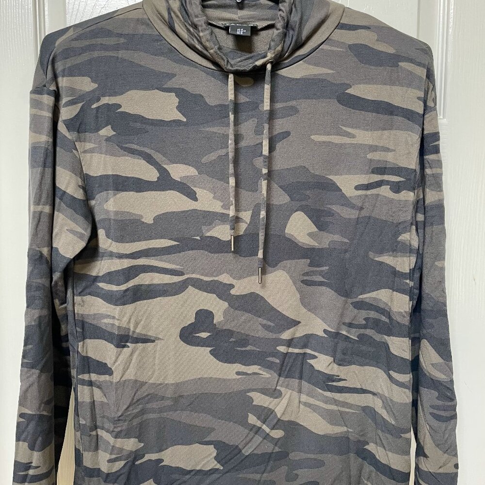 Tahari Women's Camouflage Long Sleeve Drawstring Turtleneck